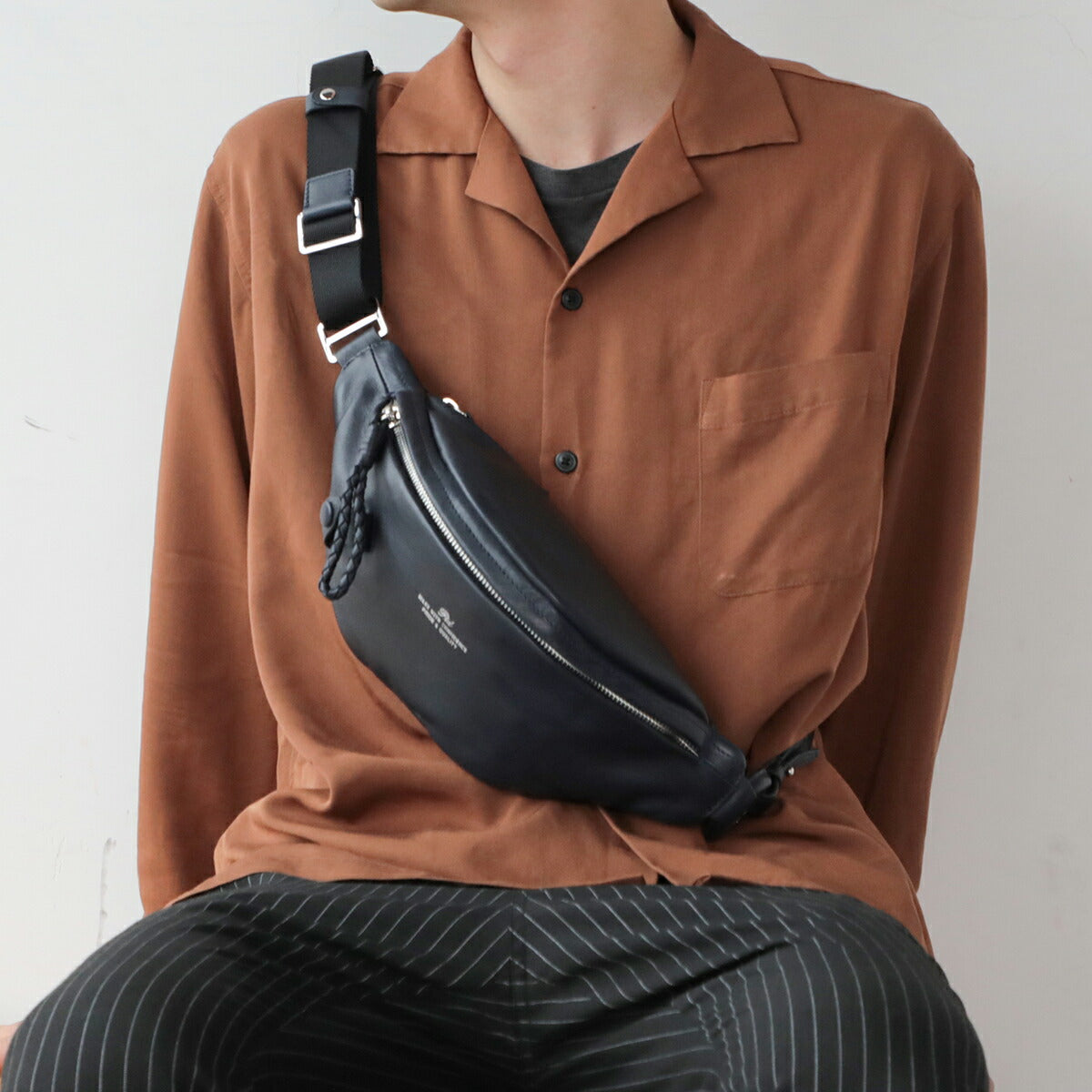 P.I.D PID ピーアイディー Nemus ネムス ショルダーバッグ PAQ202 ボディバッグ ウエストバッグ レザー ユニセックス メンズ レディース おしゃれ 人気 日本製 正規品 送料無料 ギフト プレゼント