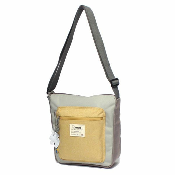 moz モズ 三日月型縦ショルダーバッグ ZZEI-25 レディース 女性 北欧 斜め掛け プレゼント ギフト ミニバッグ 軽量 撥水 A5 鞄 おしゃれ 母の日 人気 正規取扱店 送料無料
