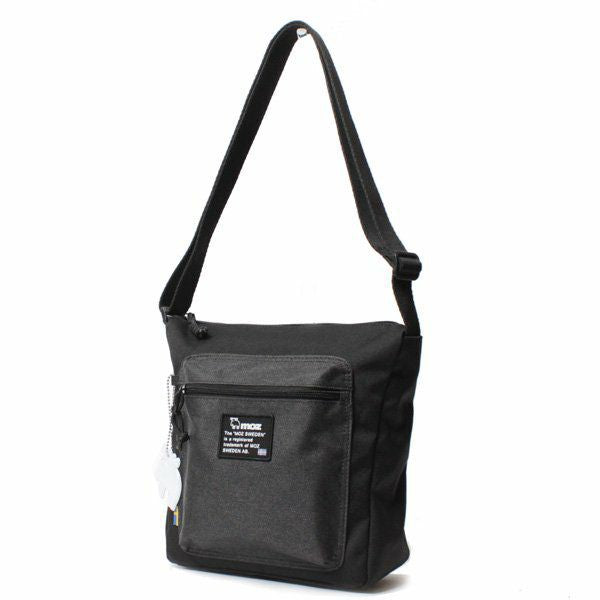 moz モズ 三日月型縦ショルダーバッグ ZZEI-25 レディース 女性 北欧 斜め掛け プレゼント ギフト ミニバッグ 軽量 撥水 A5 鞄 おしゃれ 母の日 人気 正規取扱店 送料無料