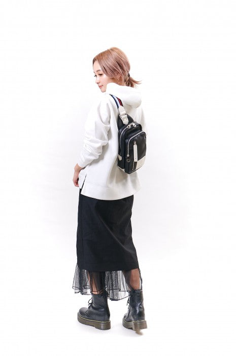 【正規取扱店】【CASTELBAJAC】[ローレンシリーズ] 037902 カステルバジャック ローレン ワンショルダーバッグ 斜め掛け ボディバッグ バッグ 鞄 メンズ レディース バジャック ゴルフ おしゃれ 人気