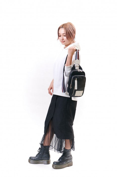 【正規取扱店】【CASTELBAJAC】[ローレンシリーズ] 037902 カステルバジャック ローレン ワンショルダーバッグ 斜め掛け ボディバッグ バッグ 鞄 メンズ レディース バジャック ゴルフ おしゃれ 人気