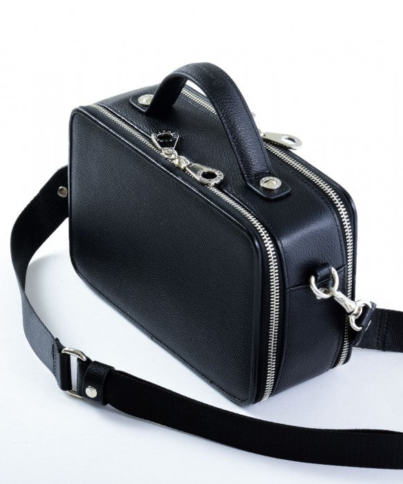 【正規取扱店】【CASTELBAJAC】[クラーシリーズ] 066122 カステルバジャック クラー レザー ミニショルダー ヨコ型 ラウンドファスナー 斜め掛け メンズ レディース バジャック ゴルフ 人気 おしゃれ