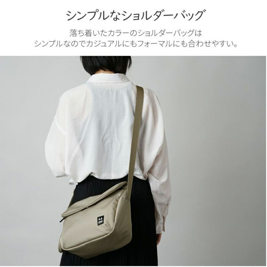 【MOOMIN】 rmnk02 ショルダーバッグ 斜め掛け かばん 肩掛け サブバッグ 鞄 バッグ ムーミン ミィ スナフキン ポーチ付き コンパクト プレゼント 贈り物 ギフト